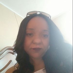 Meet your Posher, Deandra